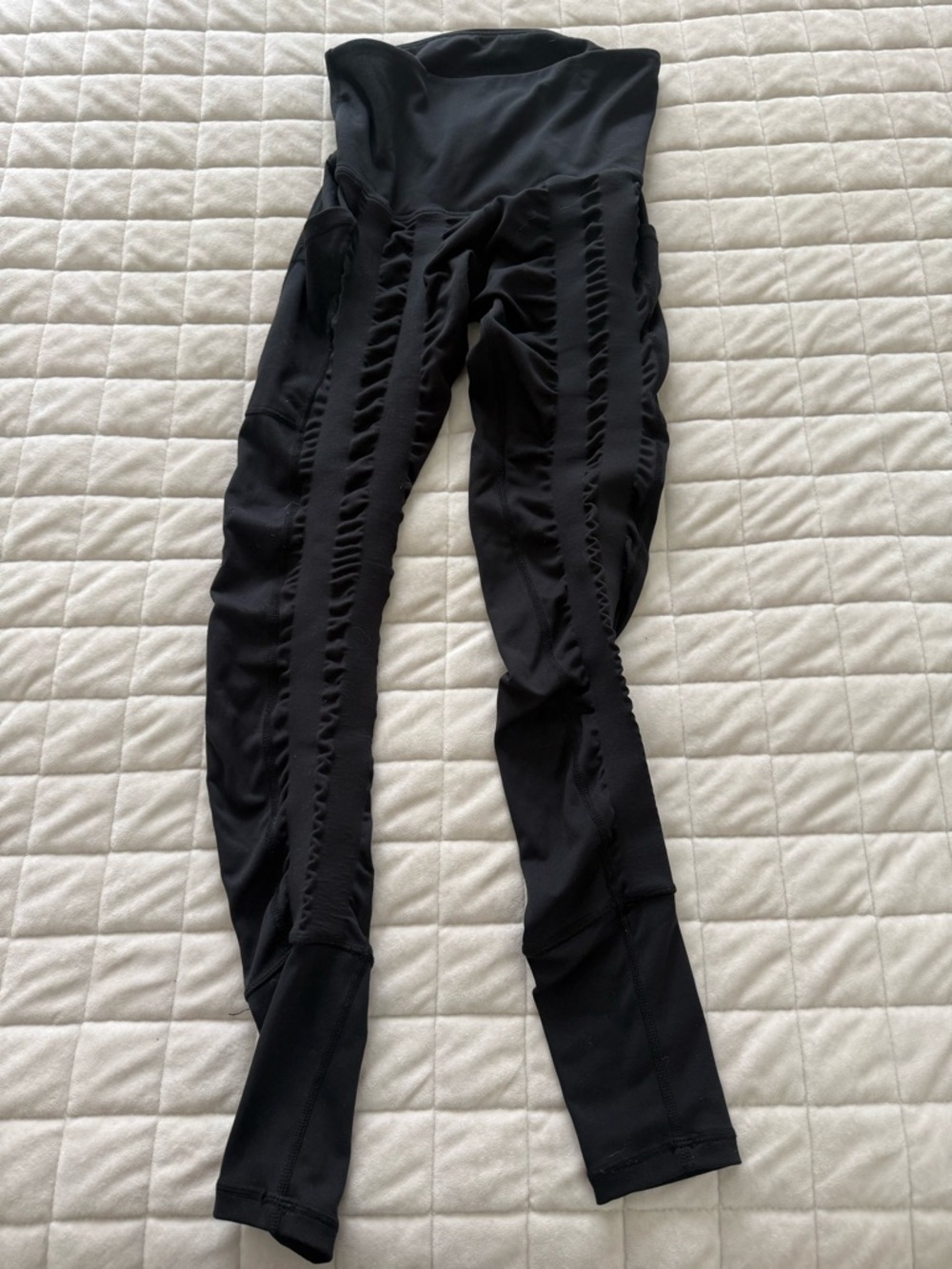 Black Ruched High-Waist Leggings - Women
